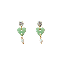 Load image into Gallery viewer, Lovely sparkle earrings *
